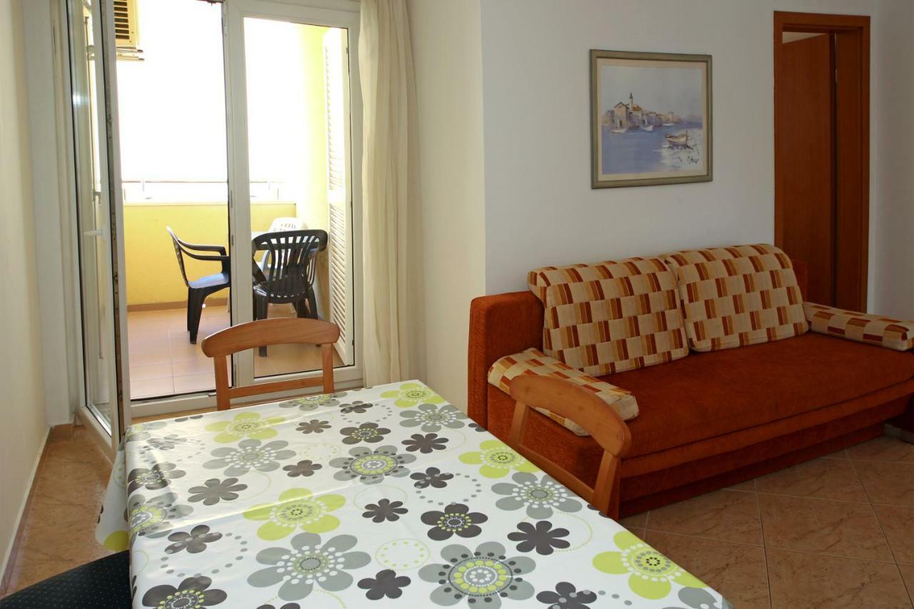 Dalmacia apartments Srima Exterior foto